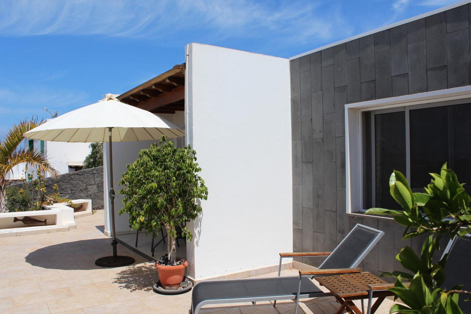 Villa Niki Mit Beheiztem Gemeinschaftspool Fuer 2 Appartments Las Breñas Exteriör bild